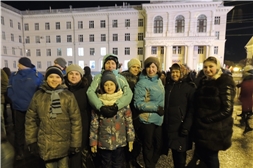 Сотрудники архива на праздничном концерте «Мы вместе!», посвященного годовщине вхождения Крыма в состав России