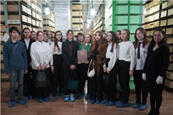 В гостях у архивистов побывали студенты Чебоксарского экономико-технологического колледжа
